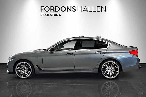 BMW 540i 4 of 30
