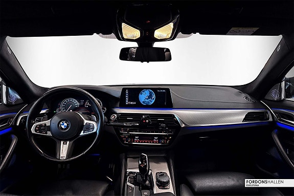 BMW 540i 16 of 30