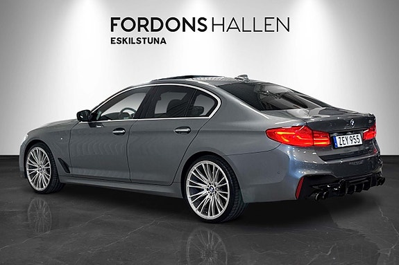 BMW 540i 6 of 30