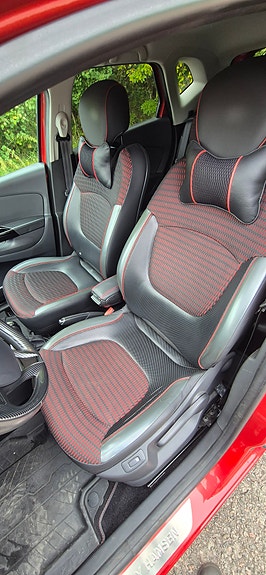 Renault Captur 8 of 9
