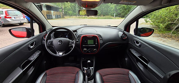 Renault Captur 5 of 9
