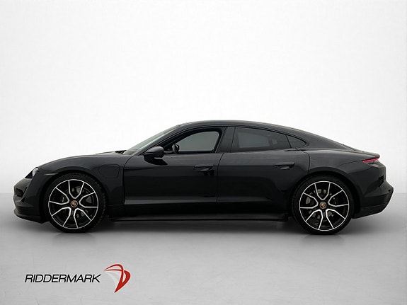 Porsche Taycan 8 of 30