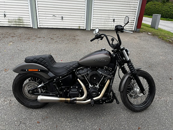 Harley-Davidson Street Bob FXBB - Stage 2 3 of 5