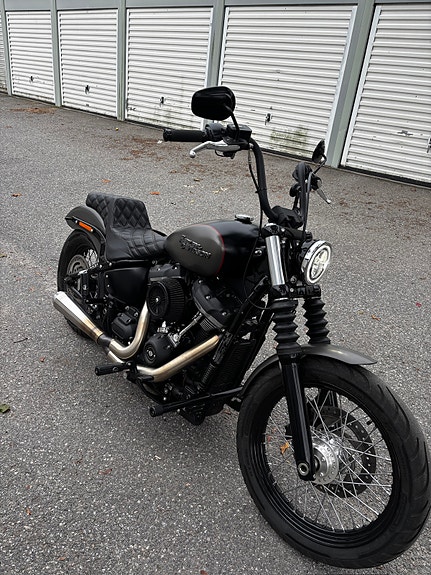 Harley-Davidson Street Bob FXBB - Stage 2 4 of 5