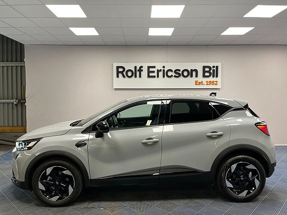 Renault Captur 2 of 17