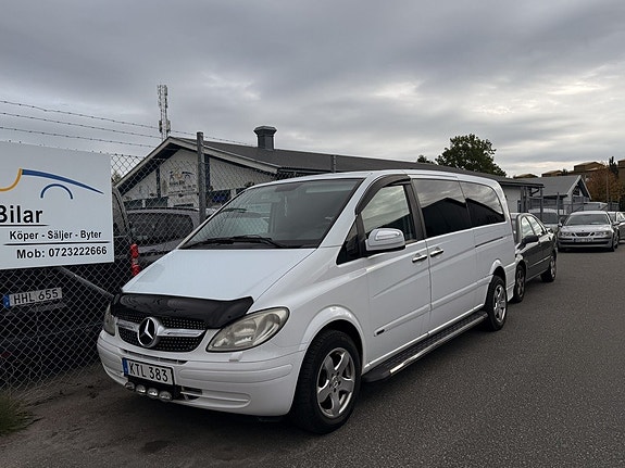 Mercedes-Benz Viano 2 of 12