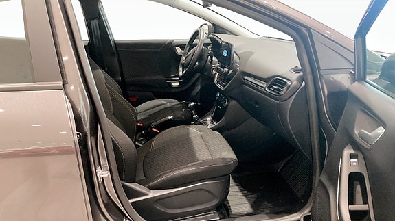 Ford Puma 3 of 9
