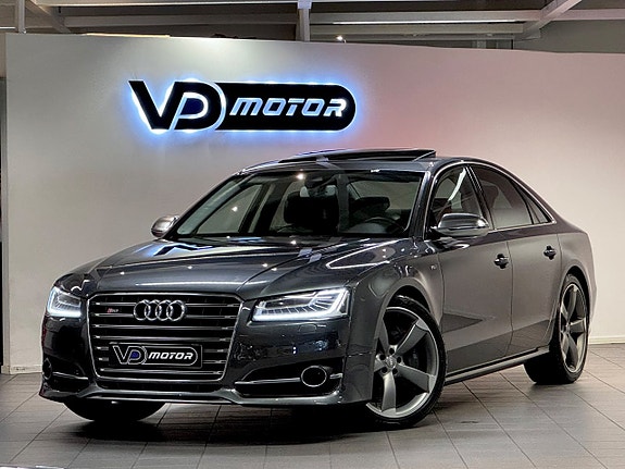 Audi S8 13 of 30
