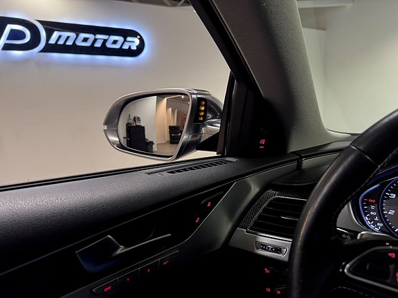 Audi S8 20 of 30