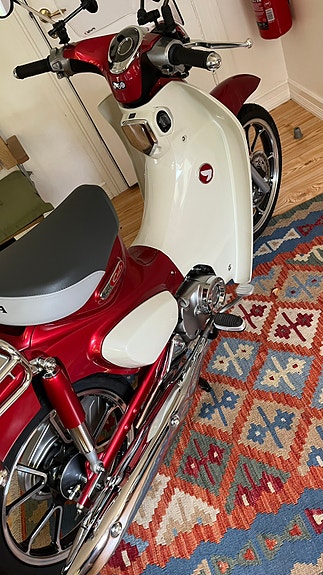 Honda Super Cub 125 med 0 mil ock 0 brukare 3 of 12