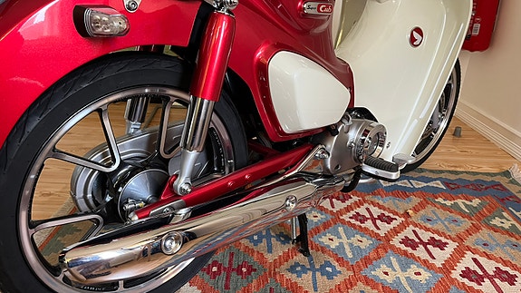 Honda Super Cub 125 med 0 mil ock 0 brukare 5 of 12