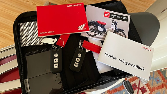 Honda Super Cub 125 med 0 mil ock 0 brukare 11 of 12