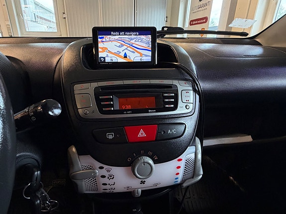 Toyota Aygo 28 of 30