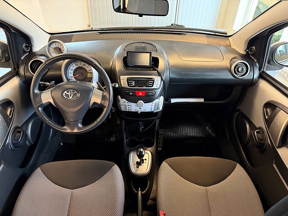 Toyota Aygo 15 of 30