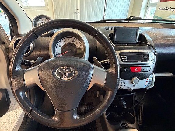 Toyota Aygo 24 of 30