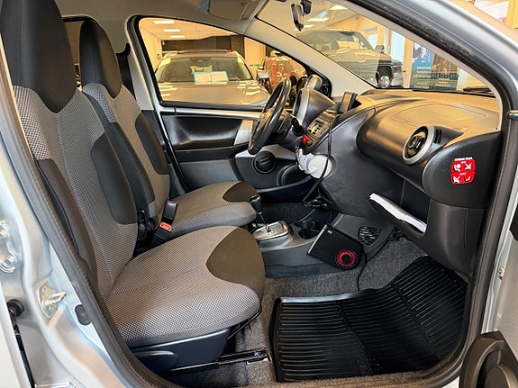 Toyota Aygo 23 of 30