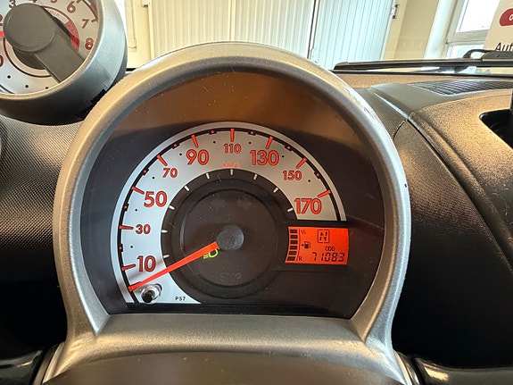 Toyota Aygo 29 of 30