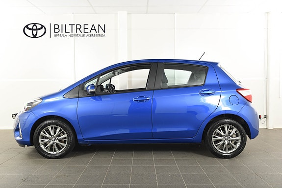 Toyota Yaris 2 of 17