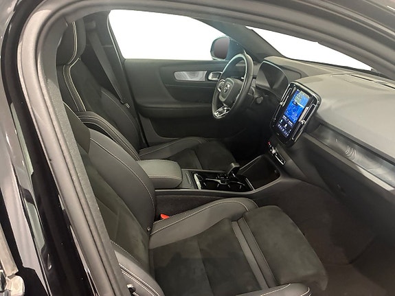 Volvo C40 9 of 16
