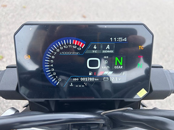 Suzuki GSX-S1000 (178mil) 6 of 6