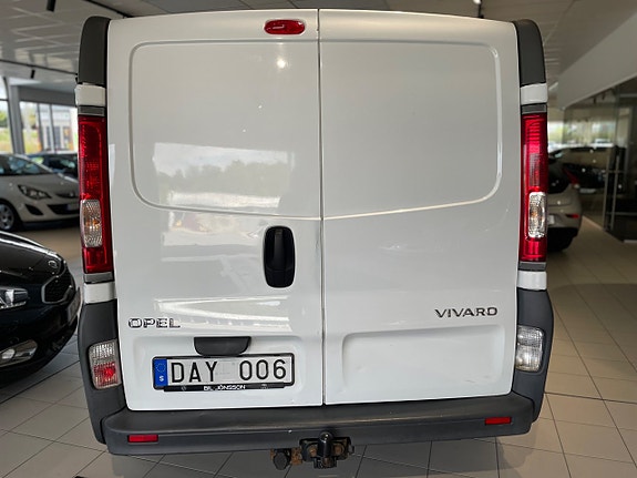 Opel Vivaro 5 of 16