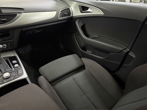 Audi A6 12 of 15