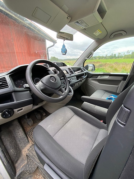 Volkswagen Transporter 11 of 12