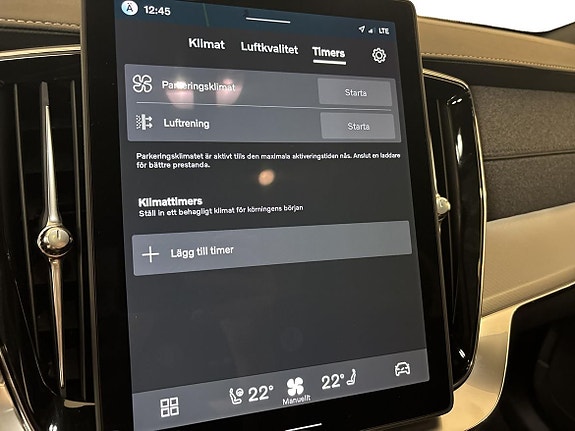 Volvo XC90 25 of 25