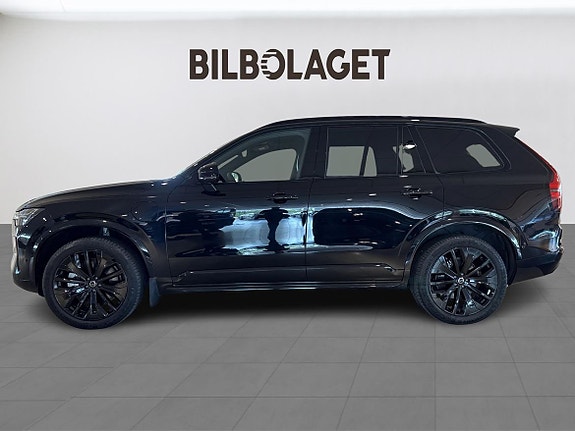 Volvo XC90 2 of 25