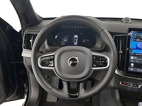 Volvo XC90 9 of 25