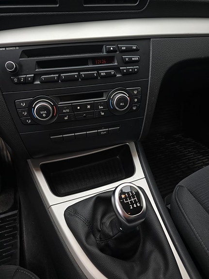 BMW 116d 8 of 12