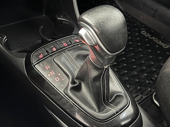 Kia Picanto 19 of 26