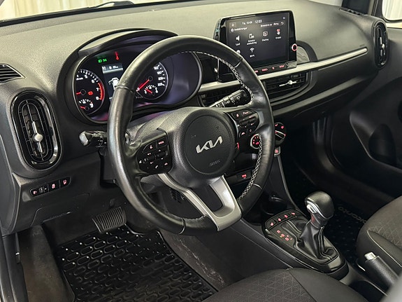 Kia Picanto 7 of 26