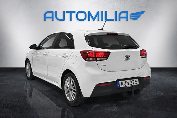 Kia Rio 13 of 18