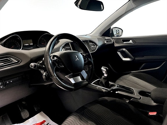 Peugeot 308 SW 4 of 15