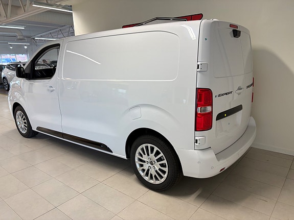 Peugeot e-Expert 4 of 12
