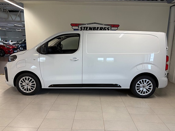 Peugeot e-Expert 3 of 12