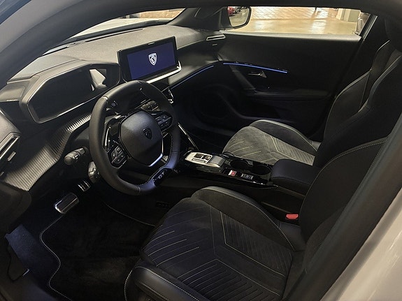 Peugeot 2008 13 of 19