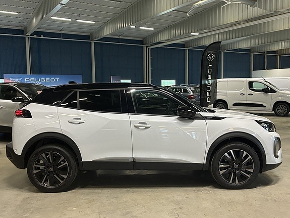 Peugeot 2008 5 of 19