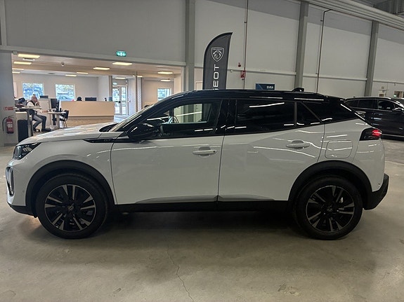 Peugeot 2008 4 of 19