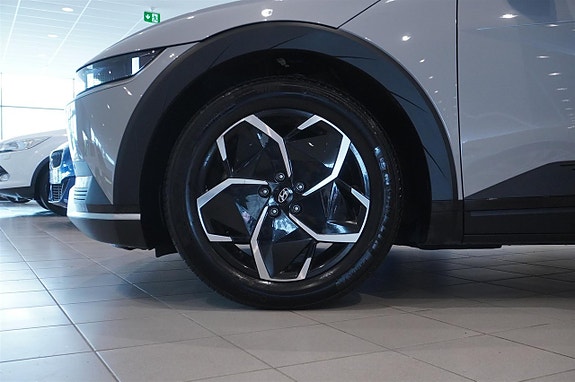 Hyundai Ioniq 5 12 of 12