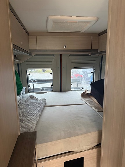 Pössl Campervan 2,0 HDI 163 HK 12 of 14