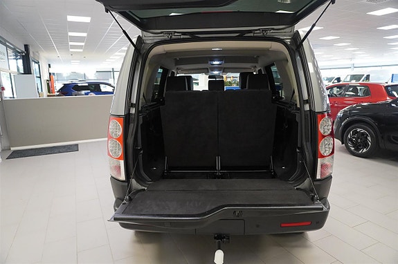 Land Rover Discovery 4 7 of 17