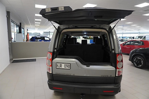 Land Rover Discovery 4 6 of 17