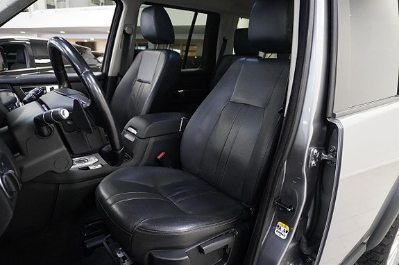 Land Rover Discovery 4 9 of 17