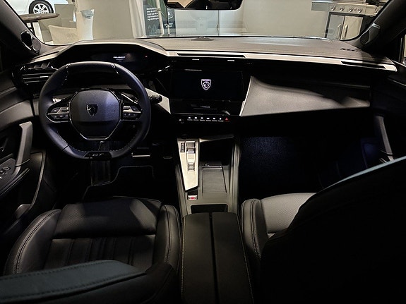 Peugeot 408 11 of 16