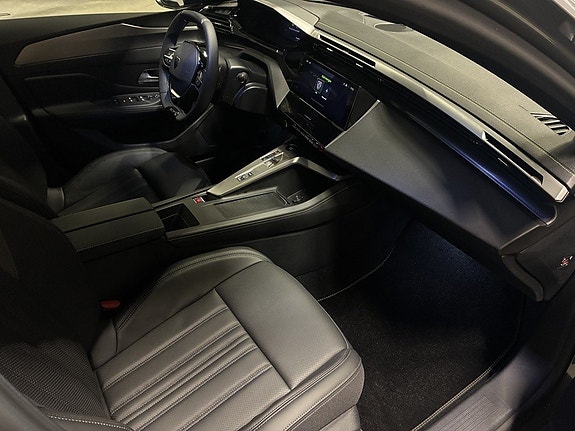 Peugeot 408 10 of 16