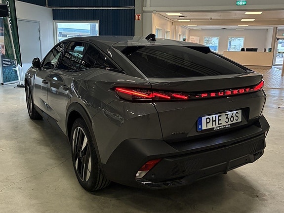 Peugeot 408 6 of 16