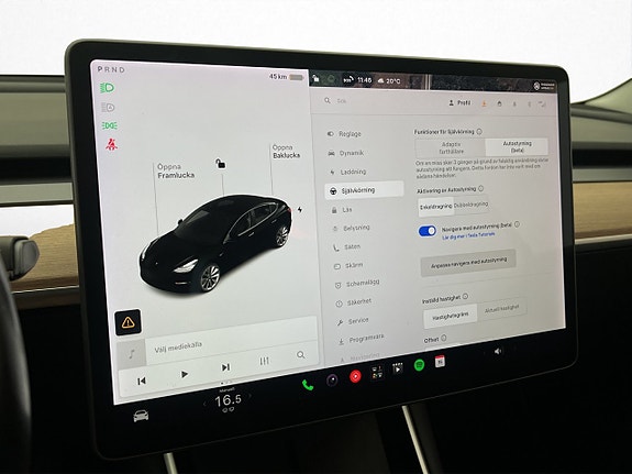 Tesla Model 3 22 of 30