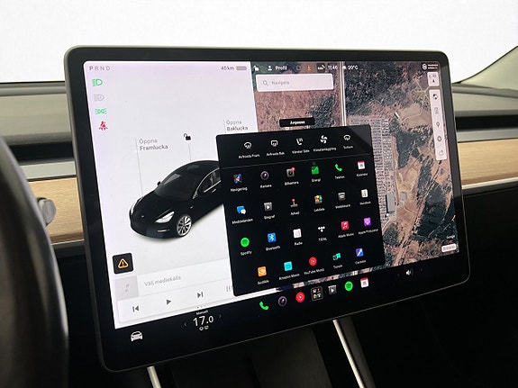 Tesla Model 3 19 of 30